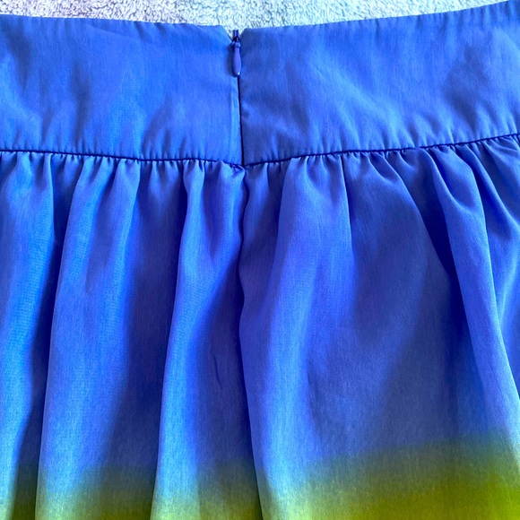 💙💛🤍JESSICA SIMPSON 💙💛🤍Double layered ombré skirt in size 13/14. - Picture 5 of 12